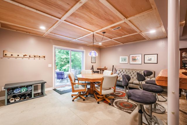 191 Harper Creek Drive, Battle Creek, MI 49014