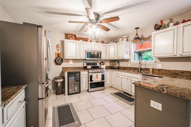 191 Harper Creek Drive, Battle Creek, MI 49014
