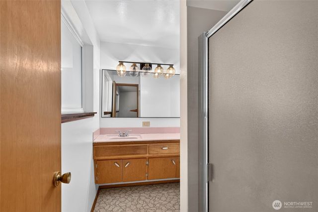 20003 3rd Place SW, Normandy Park, WA 98166