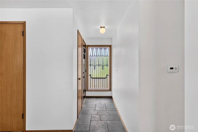 20003 3rd Place SW, Normandy Park, WA 98166