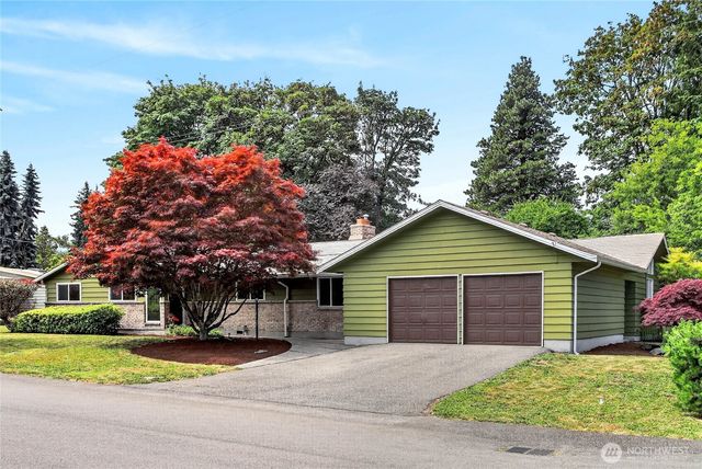 20003 3rd Place SW, Normandy Park, WA 98166