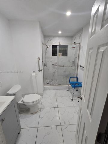 8920 SW 20th St, Miami, FL 33165