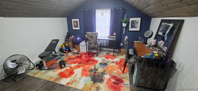 2289 Hamata Street, Ferndale, MI 48220