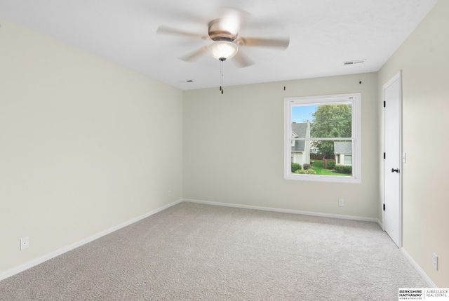 16216 Parker Street, Omaha, NE 68118