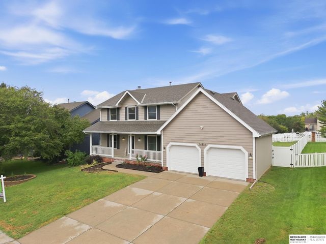 16216 Parker Street, Omaha, NE 68118