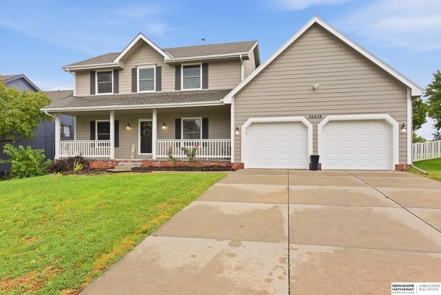 16216 Parker Street, Omaha, NE 68118
