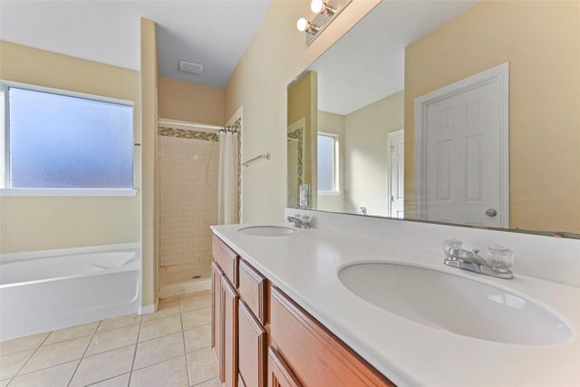 1903 Highland Point Court, Pearland, TX 77581