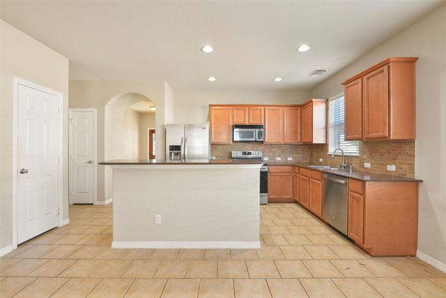 1903 Highland Point Court, Pearland, TX 77581