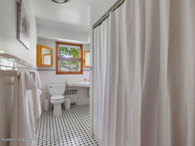12 Ebel Court, Saugerties, NY 12477