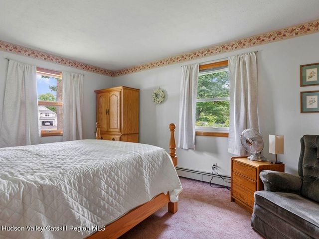 12 Ebel Court, Saugerties, NY 12477