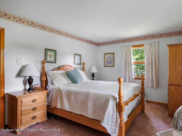 12 Ebel Court, Saugerties, NY 12477