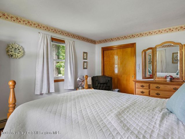 12 Ebel Court, Saugerties, NY 12477