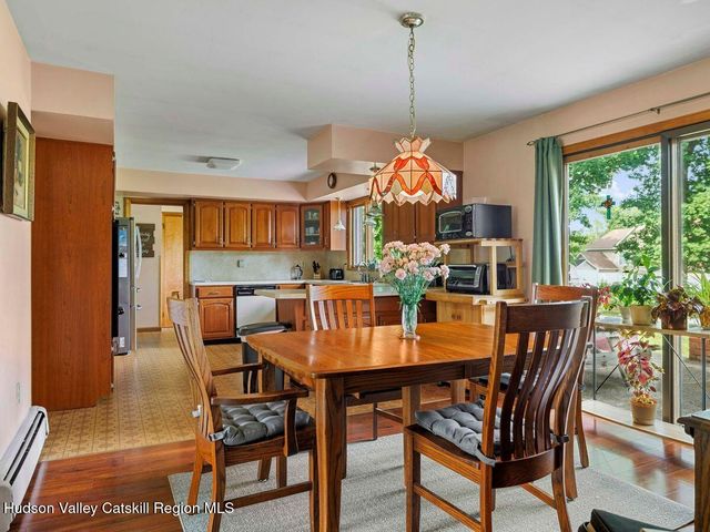 12 Ebel Court, Saugerties, NY 12477