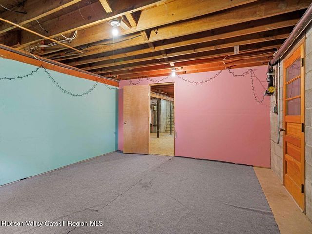 12 Ebel Court, Saugerties, NY 12477