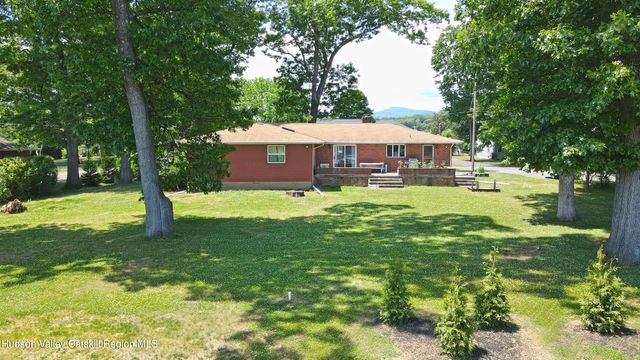 12 Ebel Court, Saugerties, NY 12477