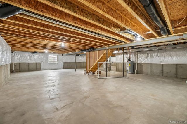 50745 Crusader Drive, Macomb Township, MI 48044