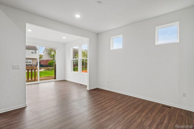 50745 Crusader Drive, Macomb Township, MI 48044