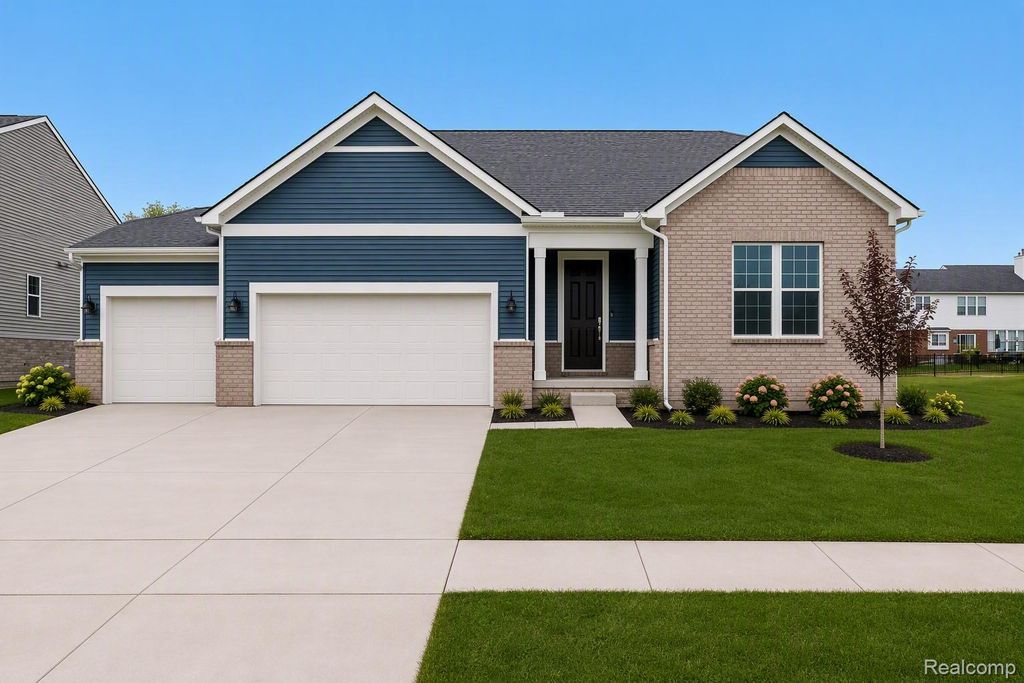 50745 Crusader Drive, Macomb Township, MI 48044