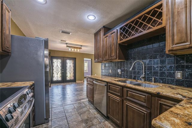 3511 S 76TH STREET, Tampa, FL 33619