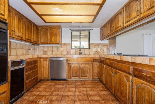 12320 Cattle King Drive, Bakersfield, CA 93306