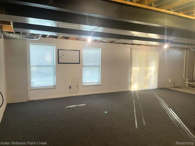 1554 Meadow Ridge Drive, Pontiac, MI 48340