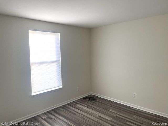 1554 Meadow Ridge Drive, Pontiac, MI 48340