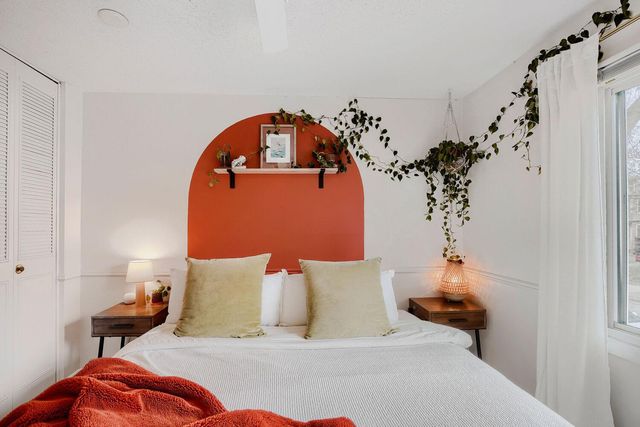 2212 Aldrich Avenue S 202, Minneapolis, MN 55405