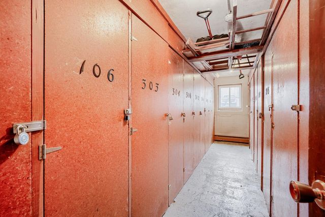 2212 Aldrich Avenue S 202, Minneapolis, MN 55405