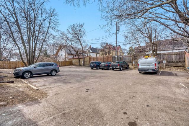 2212 Aldrich Avenue S 202, Minneapolis, MN 55405