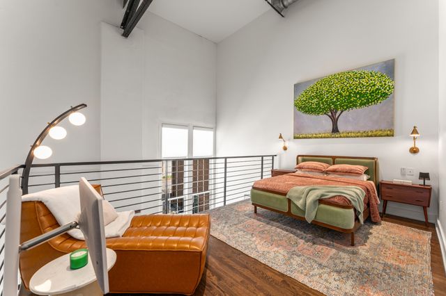 601 Madison St Apt 210, Nashville, TN 37208