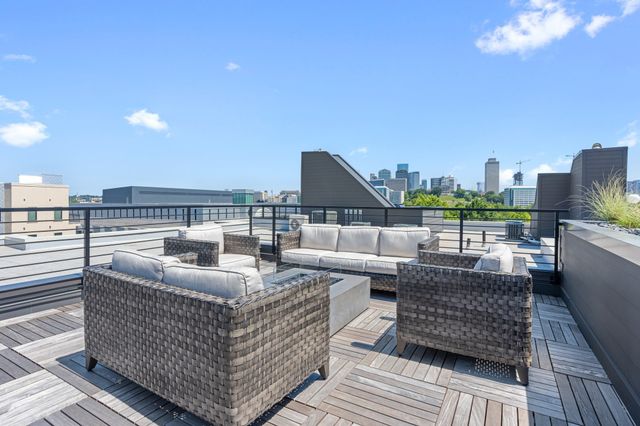 601 Madison St Apt 210, Nashville, TN 37208