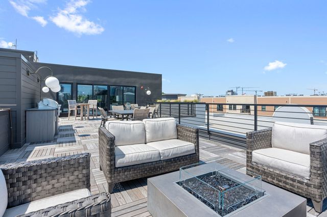 601 Madison St Apt 210, Nashville, TN 37208