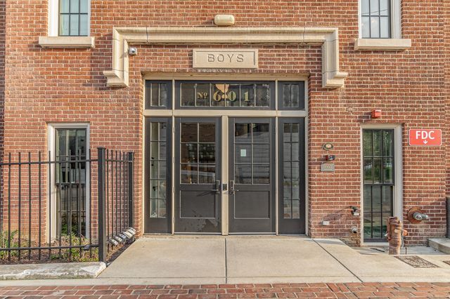 601 Madison St Apt 210, Nashville, TN 37208