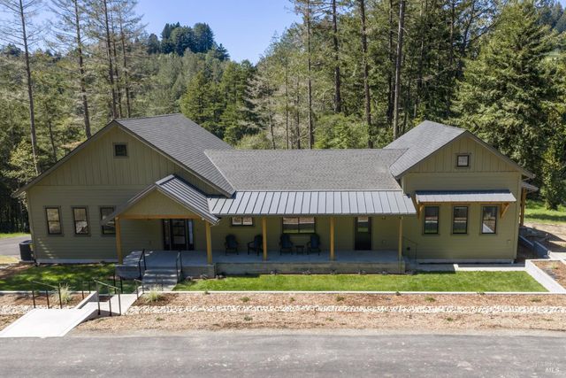 573 Wagnon Rd, Sebastopol, CA 95472