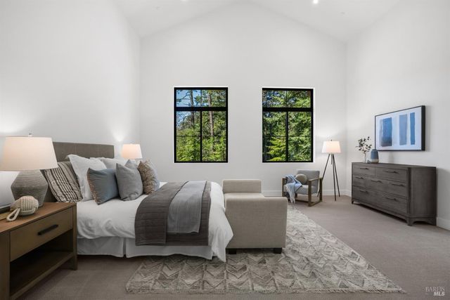 573 Wagnon Rd, Sebastopol, CA 95472