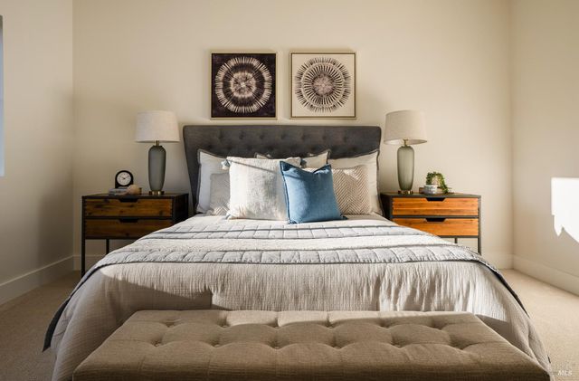 573 Wagnon Rd, Sebastopol, CA 95472