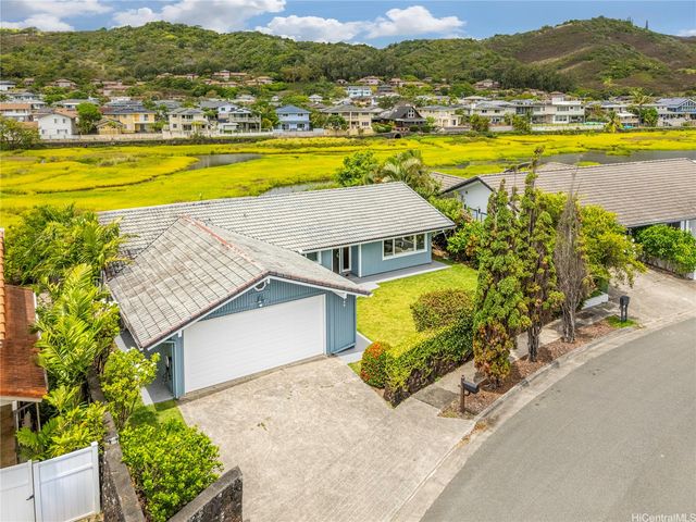 1188 Akuila Place, Kailua, HI 96734