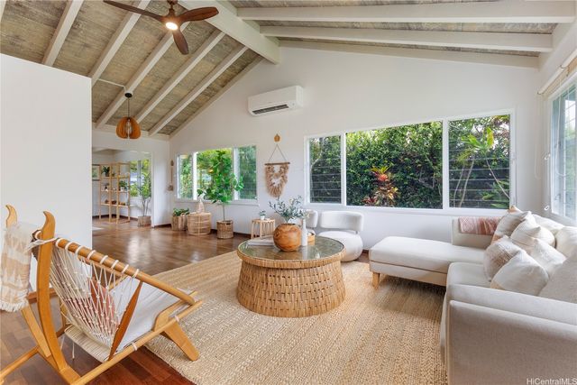 1188 Akuila Place, Kailua, HI 96734