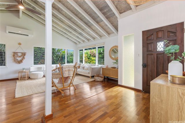 1188 Akuila Place, Kailua, HI 96734