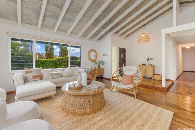 1188 Akuila Place, Kailua, HI 96734