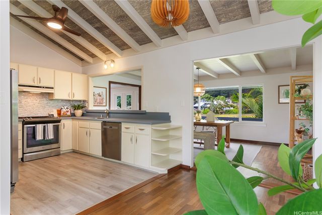 1188 Akuila Place, Kailua, HI 96734