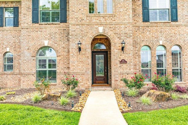 106 Arrowhead Drive, Lake Jackson, TX 77566