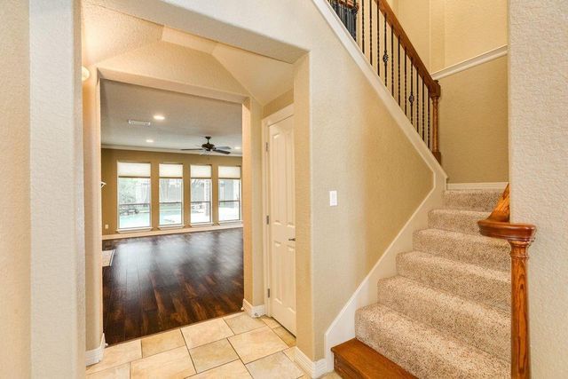 106 Arrowhead Drive, Lake Jackson, TX 77566