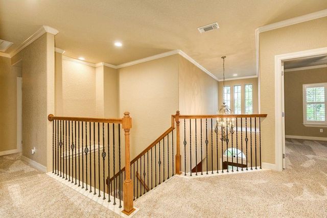 106 Arrowhead Drive, Lake Jackson, TX 77566