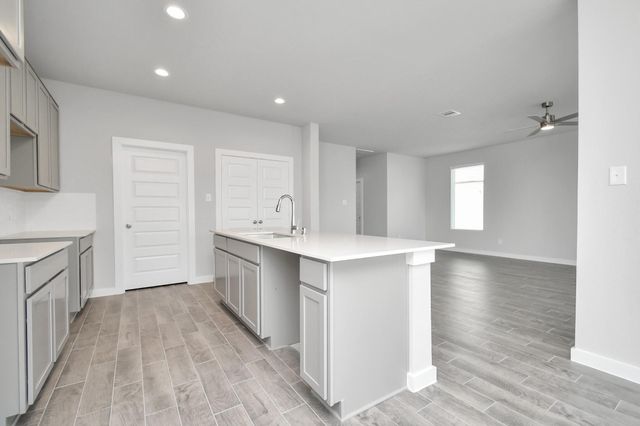 5831 Madison Trail Drive, Richmond, TX 77469