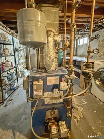 51 Beechwood Road, Montville, CT 06370