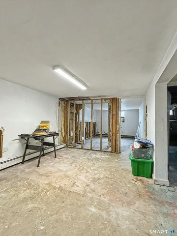 51 Beechwood Road, Montville, CT 06370