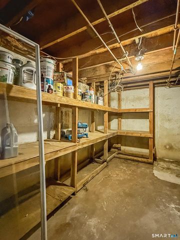 51 Beechwood Road, Montville, CT 06370