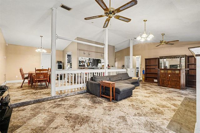 5514 FULMAR DRIVE, Tampa, FL 33625