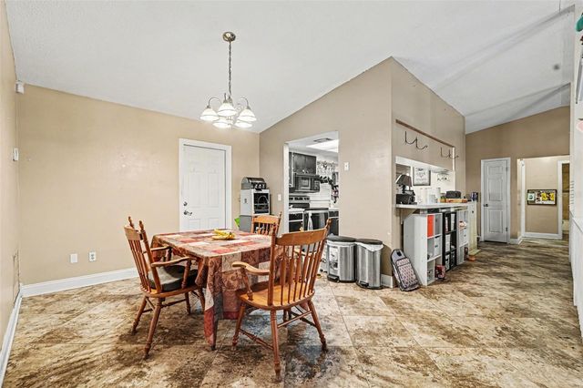 5514 FULMAR DRIVE, Tampa, FL 33625